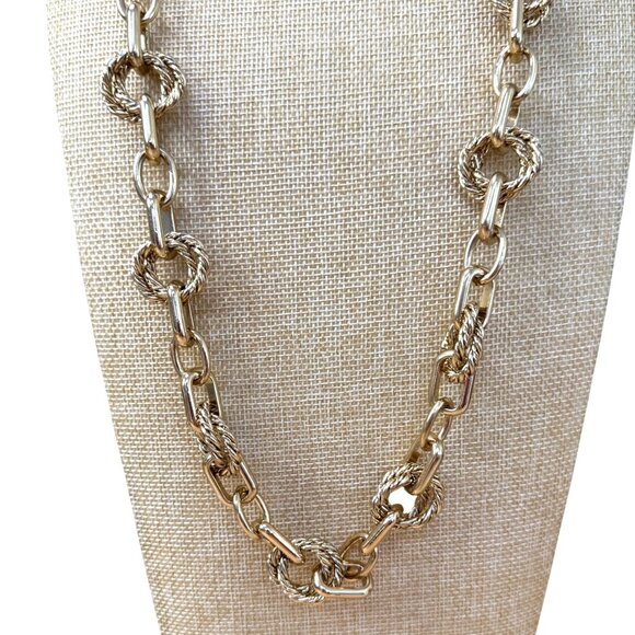 Gold-Tone Chain Link Necklace With Textured Rope Accents, Casual, Normcore - Picture 1 of 9